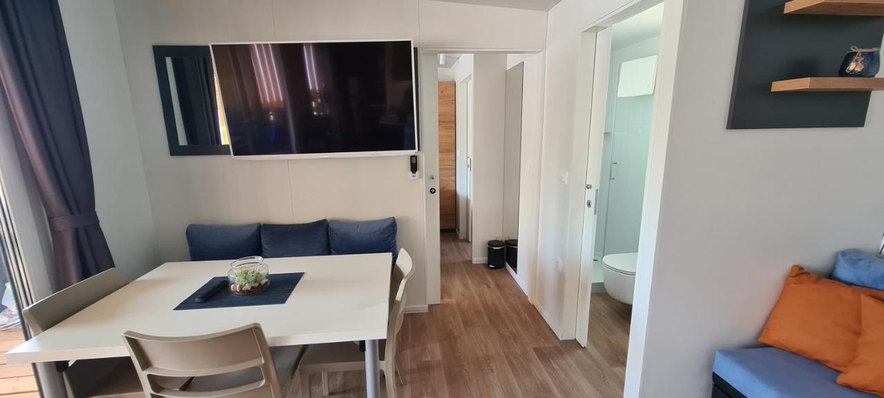 Mobile Home Kmz Selce Εξωτερικό φωτογραφία