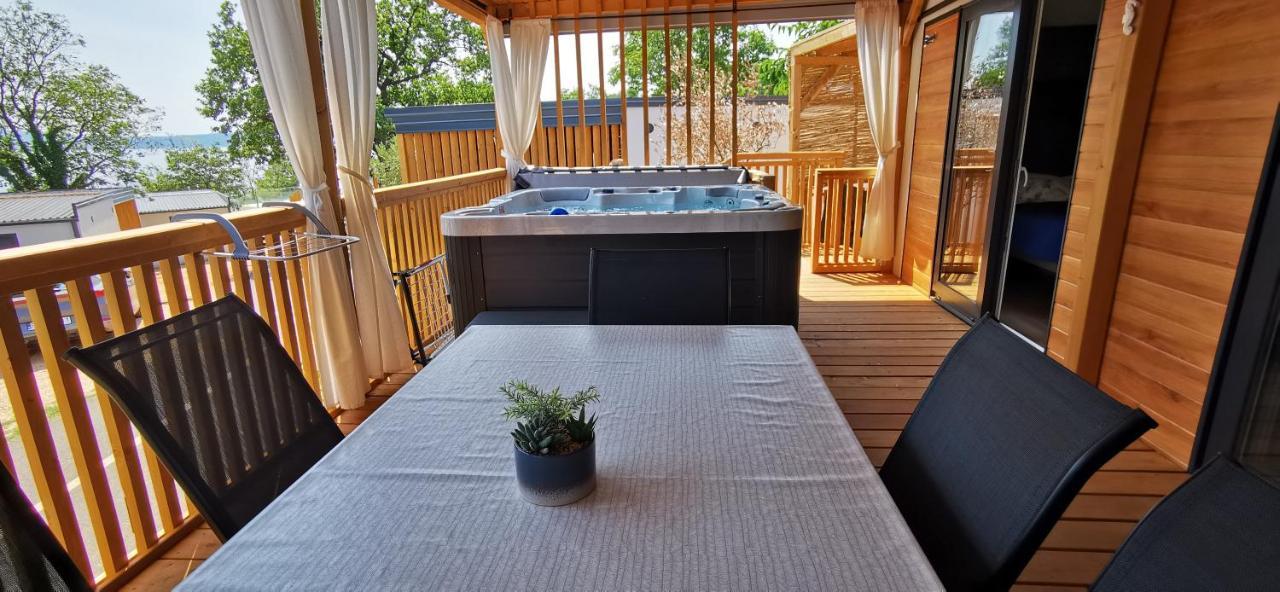 Mobile Home Kmz Selce Εξωτερικό φωτογραφία